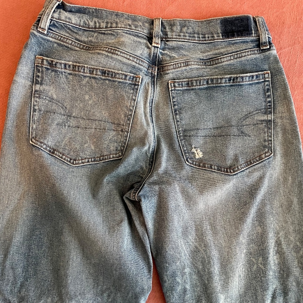 New American Eagle women’s paisley bandana print boyfriend jeans 4L fits 6 - Picture 3 of 16
